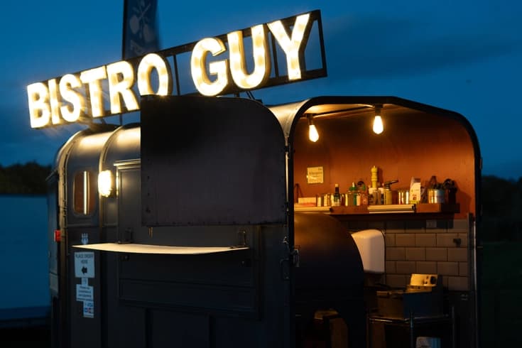 STREET FOOD & MARSHMALLOW TOASTING